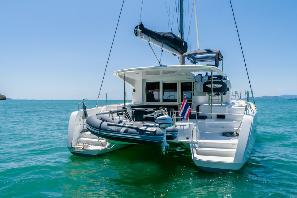 40' lagoon catamaran