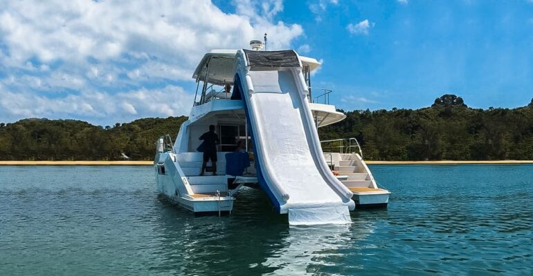 Leopard 51 Power Catamaran: water slide