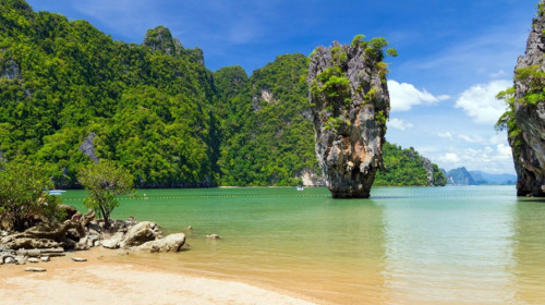 James Bond Island