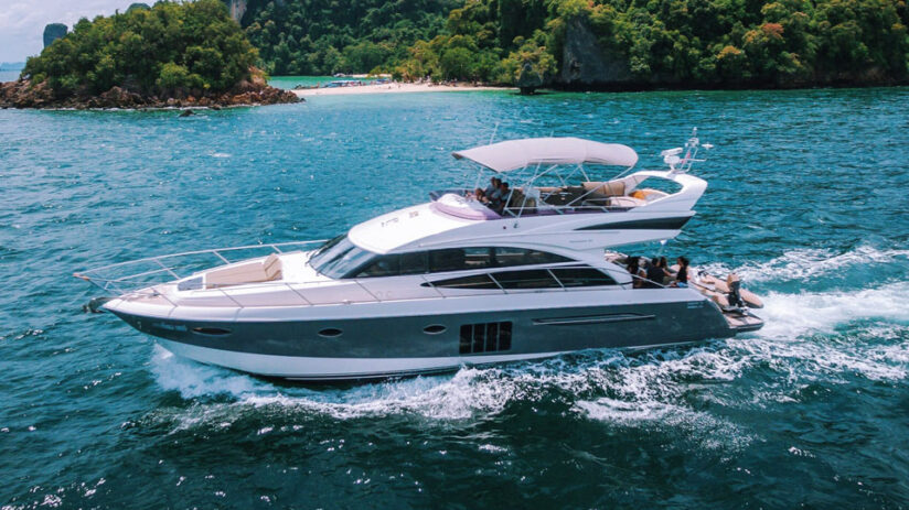 Motor Yacht Charter Phuket: Princess 60
