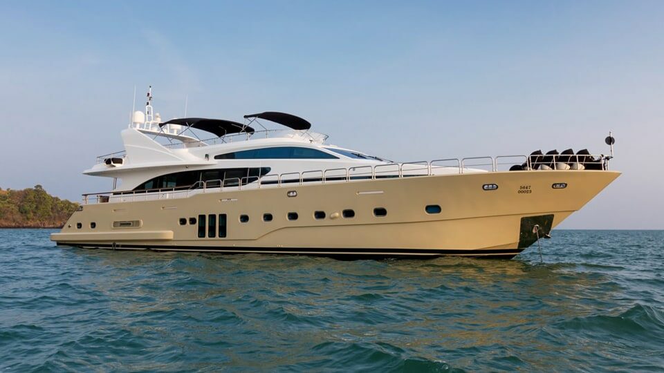 Bilgin T100 - Luxury Motor Yacht Charters Phuket