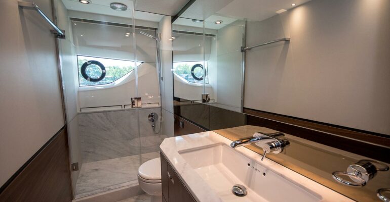Private Yacht Charter Phuket: Princess S65 bathroom
