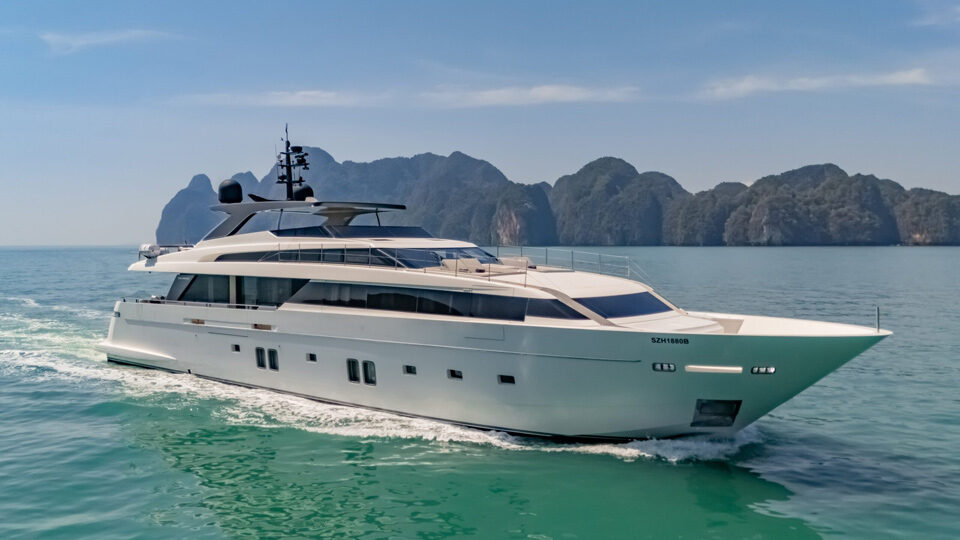 Octave: Sanlorenzo Superyacht Charter Phuket