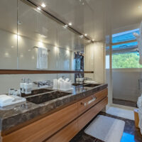 Octave – Sanlorenzo 36.5 Superyacht