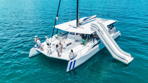 Party-Catamaran_960x540